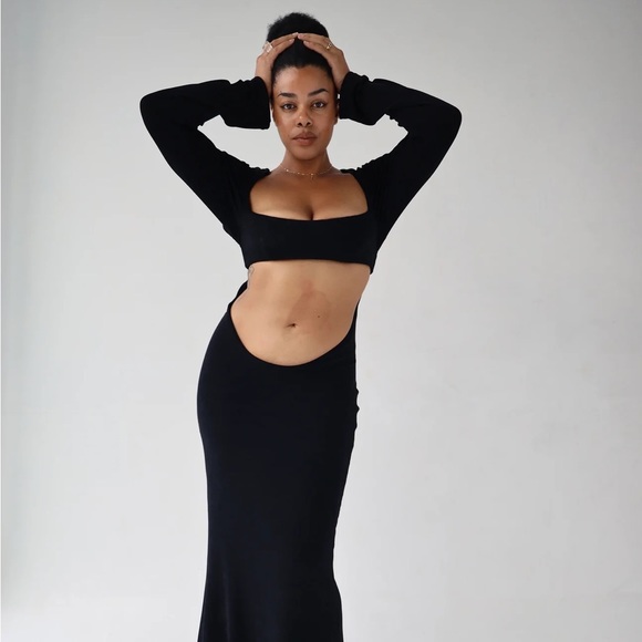 Grand Finale Gown BRAND NEW - Picture 5 of 11